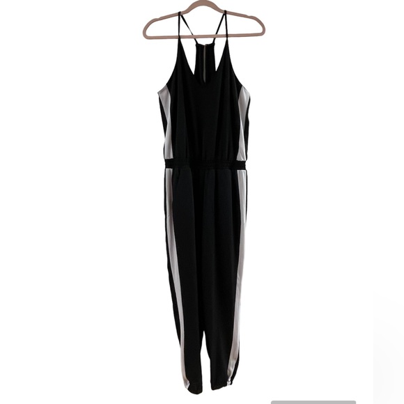A New York black and white striped side jumping romper M - Picture 4 of 8